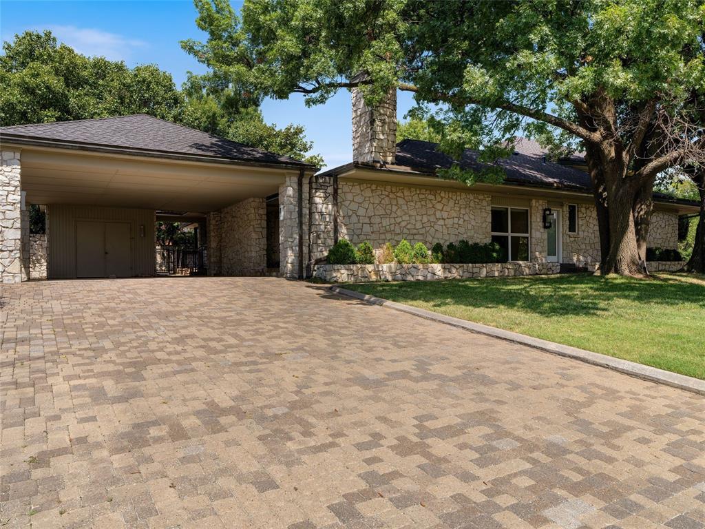 7201 N Country Club Drive