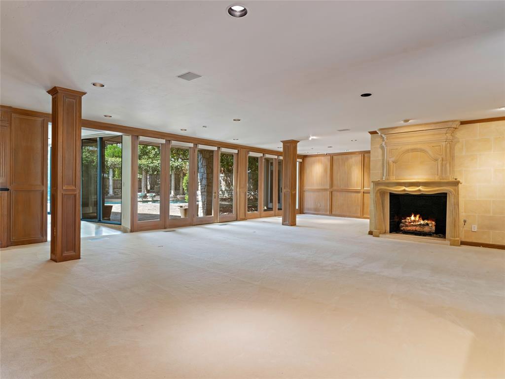 7201 N Country Club Drive