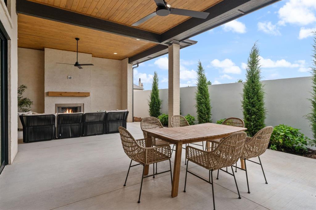 5701 Promenade Square