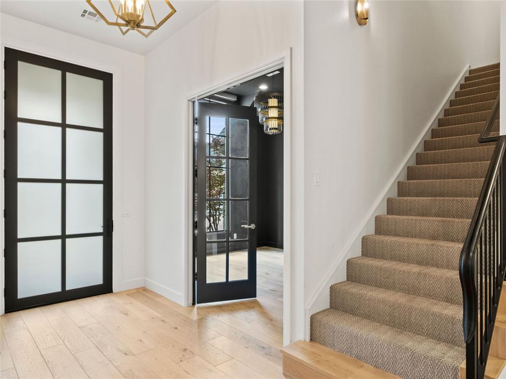 13400 Cedar Pointe Drive