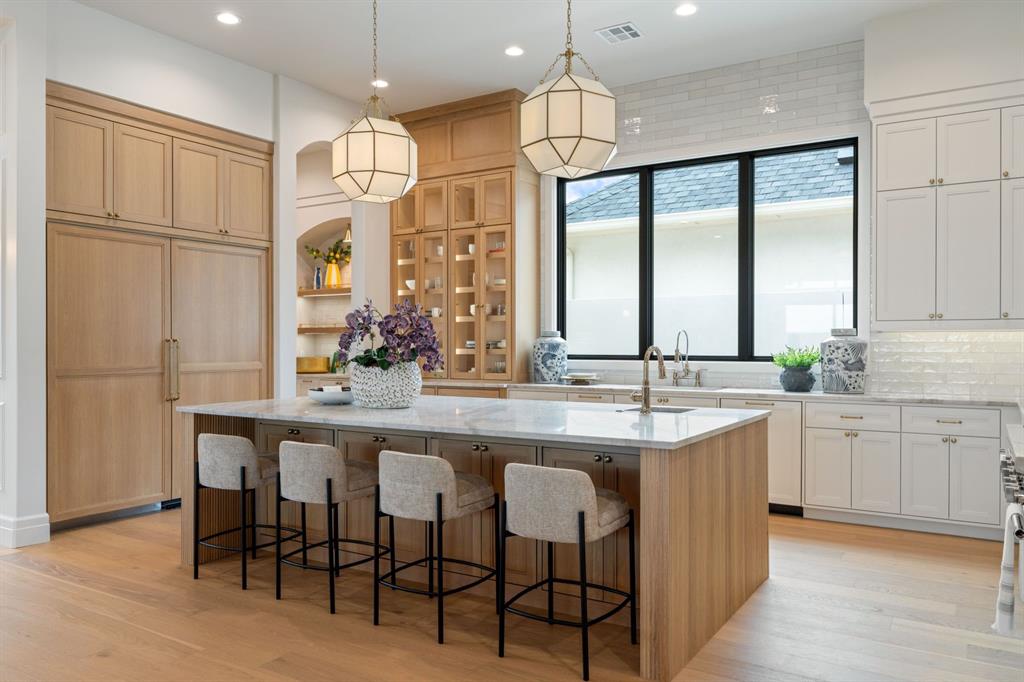 5701 Promenade Square