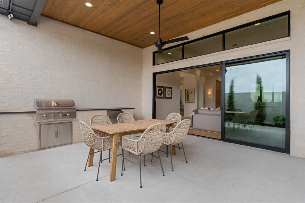 5701 Promenade Square