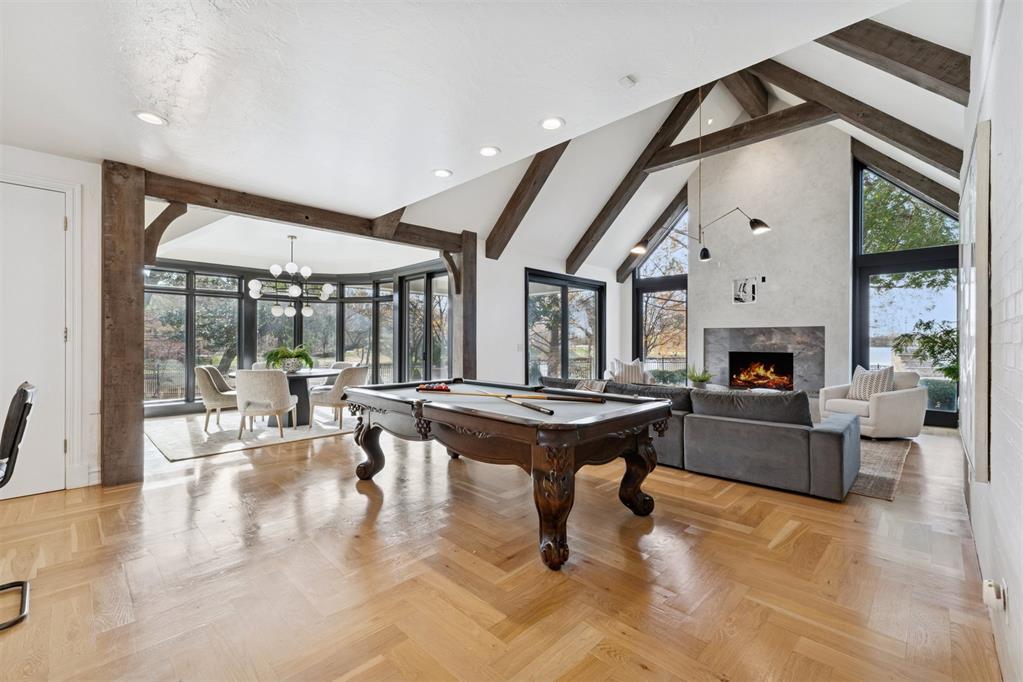 18909 Saddle River Drive