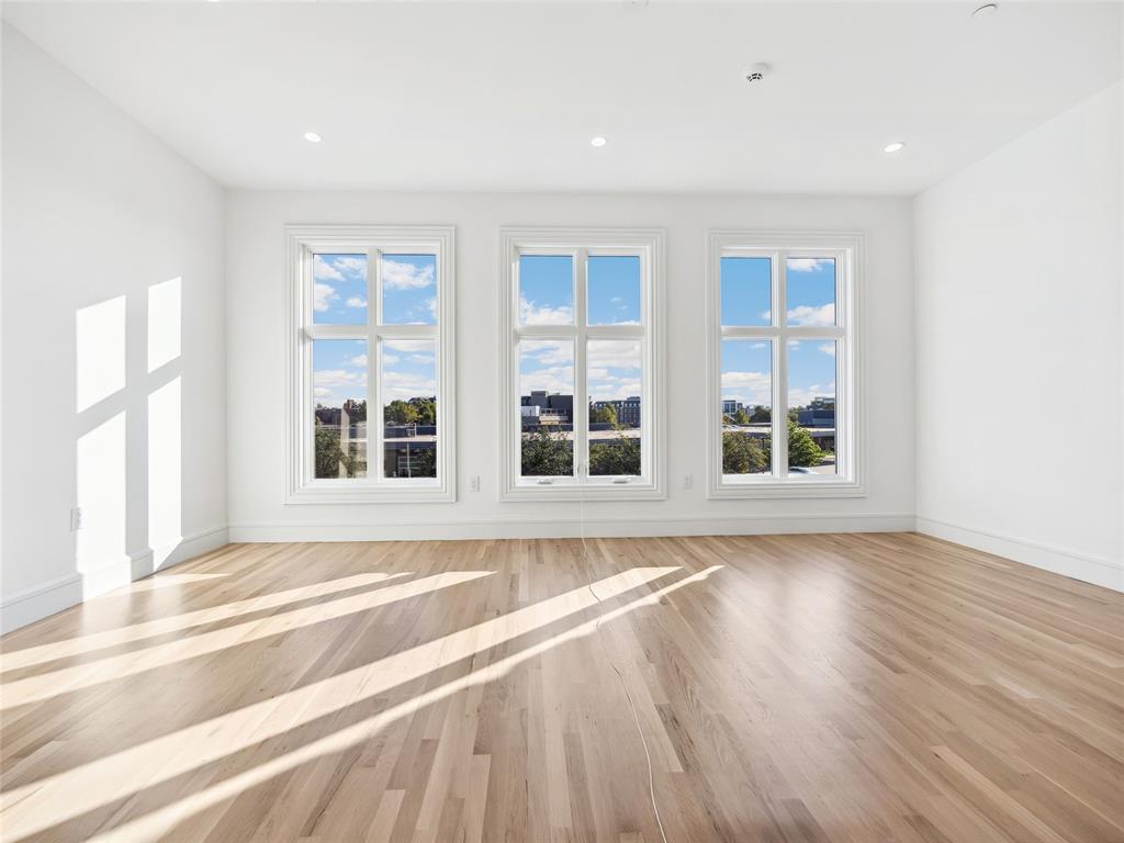 6100 NW Grand Boulevard Unit: 6103