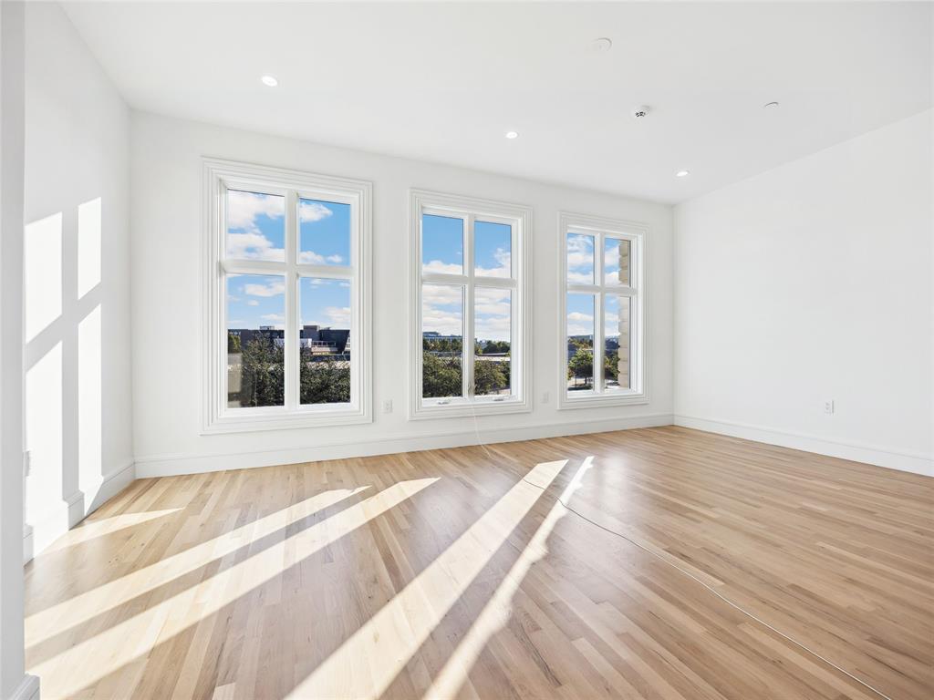 6100 NW Grand Boulevard Unit: 6103