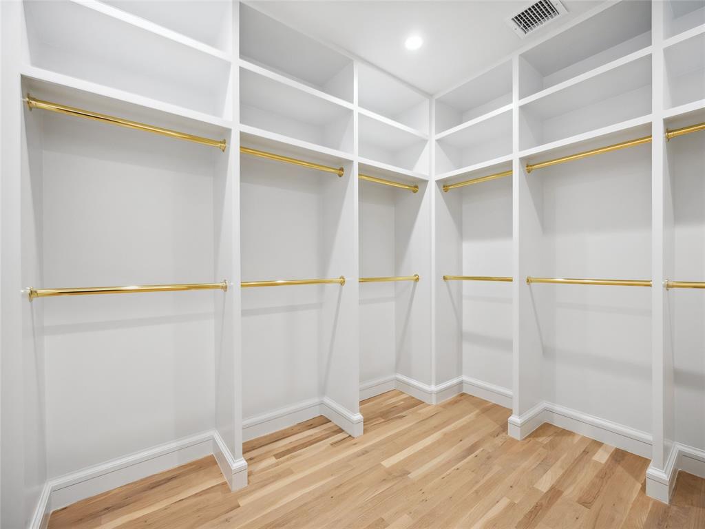 6100 NW Grand Boulevard Unit: 6103