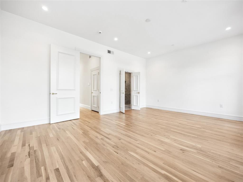 6100 NW Grand Boulevard Unit: 6103