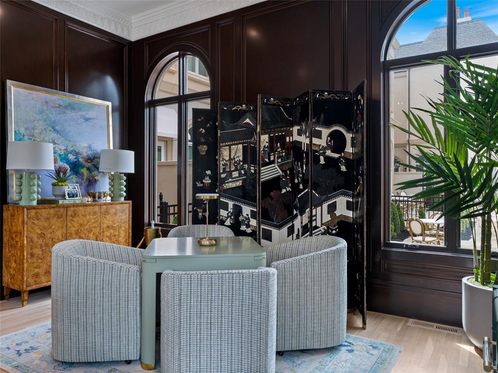 6119 NW Grand Boulevard