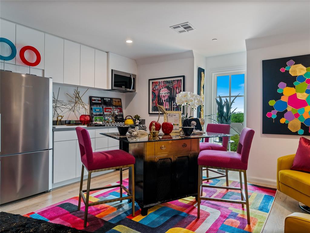 6119 NW Grand Boulevard