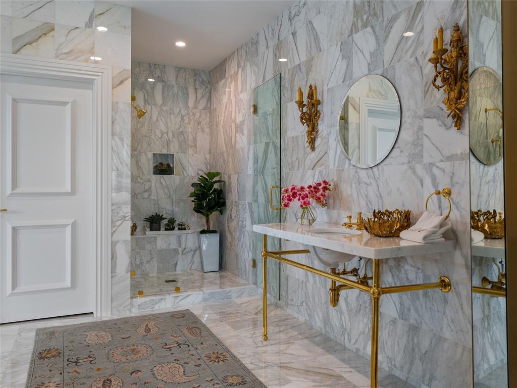 6119 NW Grand Boulevard