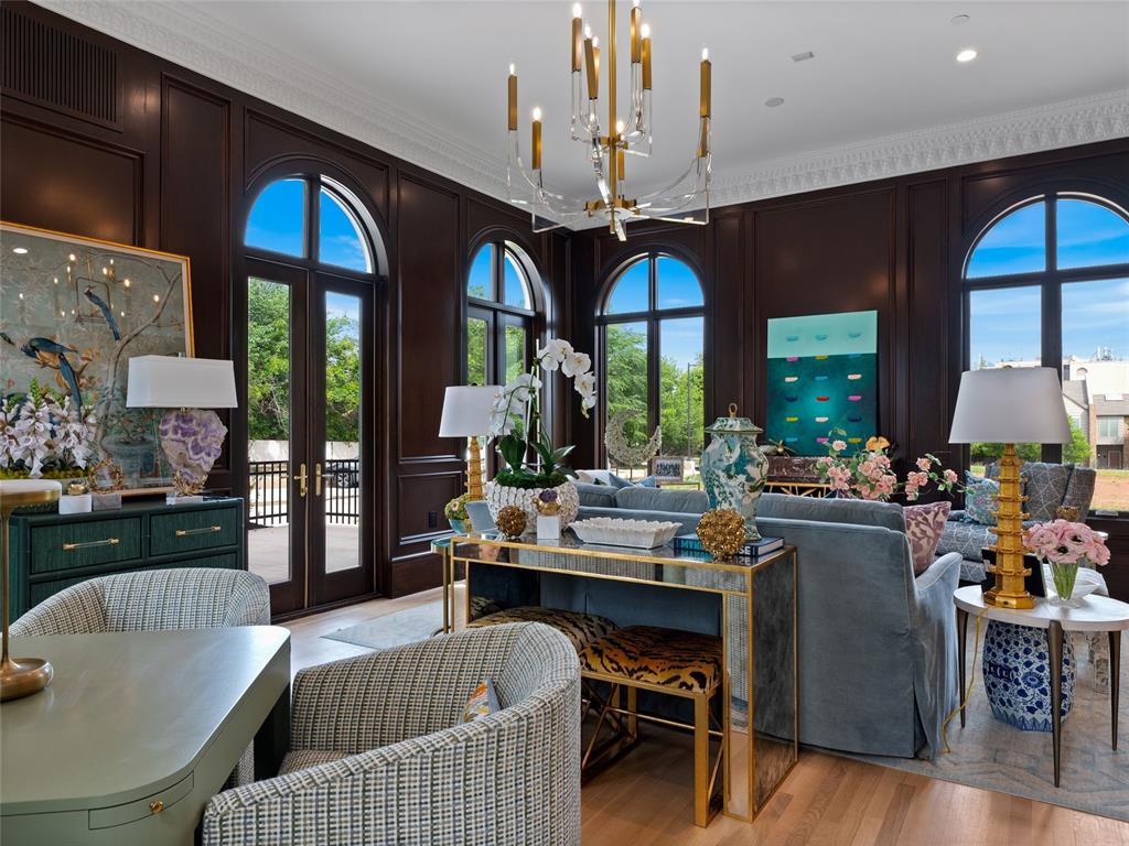 6119 NW Grand Boulevard