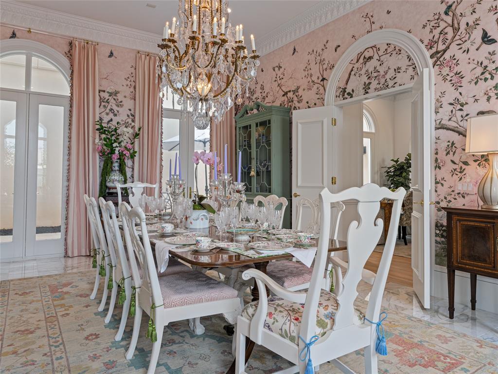 6119 NW Grand Boulevard