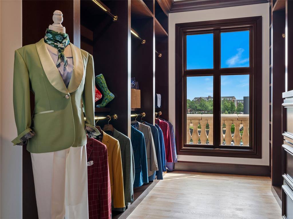 6119 NW Grand Boulevard