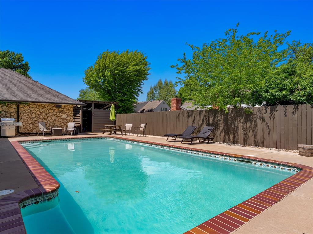 3025 Pine Ridge Road