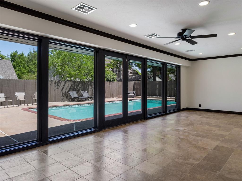 3025 Pine Ridge Road