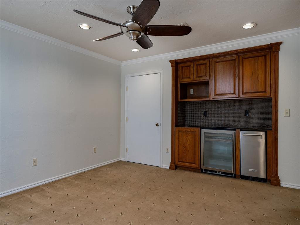 3025 Pine Ridge Road