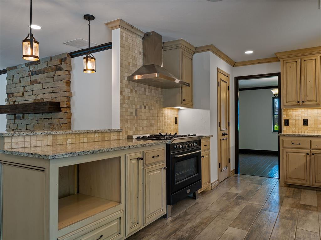 3025 Pine Ridge Road