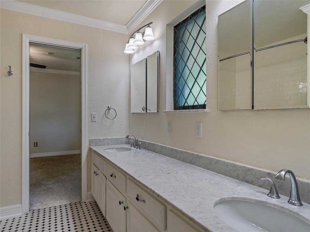 3025 Pine Ridge Road