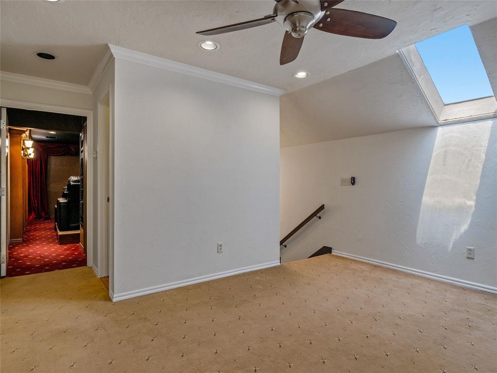 3025 Pine Ridge Road