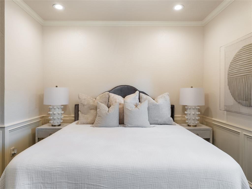 6208 Waterford Boulevard Unit: 112