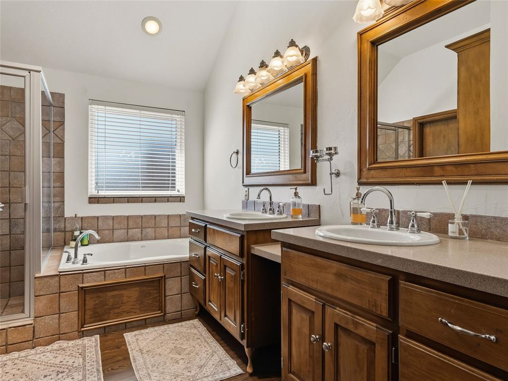 3913 Shortgrass Circle