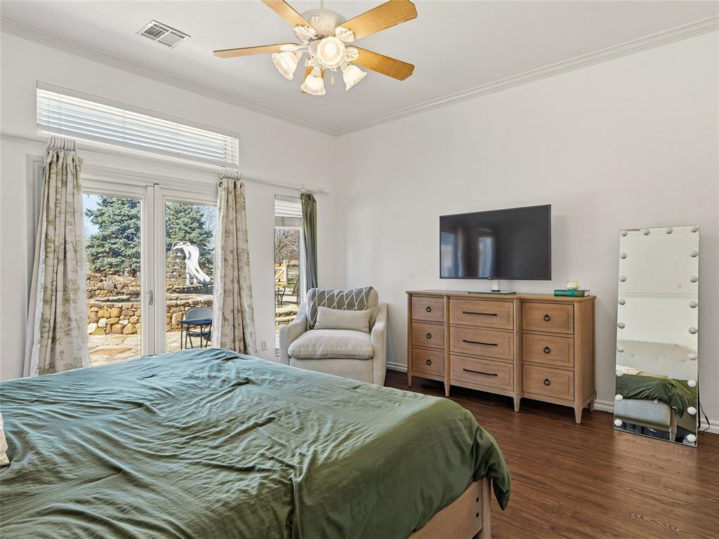 3913 Shortgrass Circle