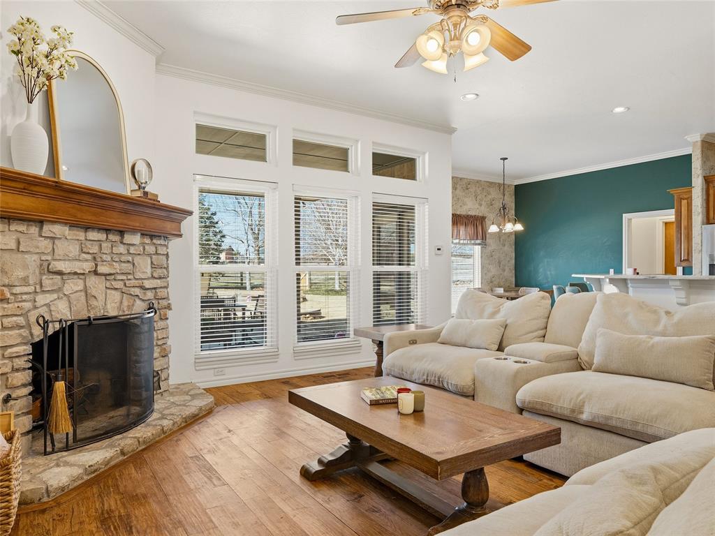 3913 Shortgrass Circle