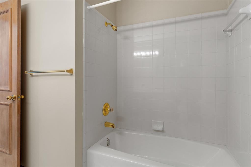 2725 Blue Quail Pass