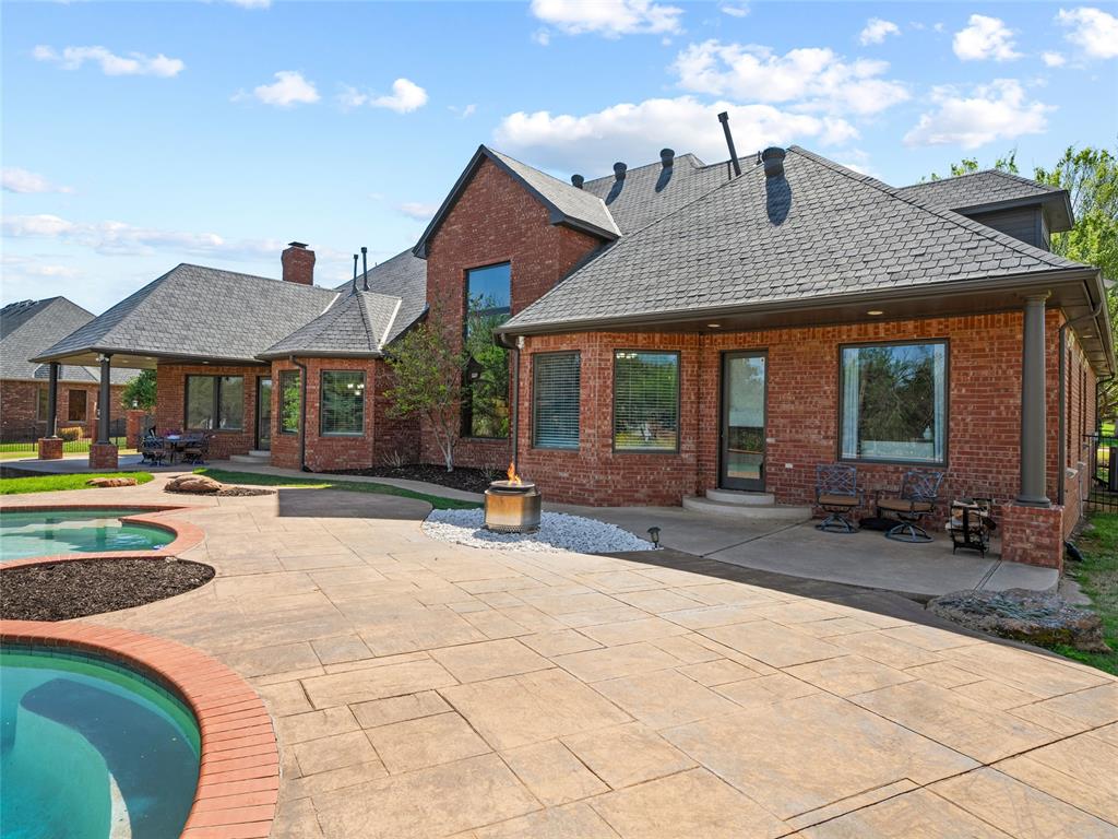 18632 Wolf Creek Drive