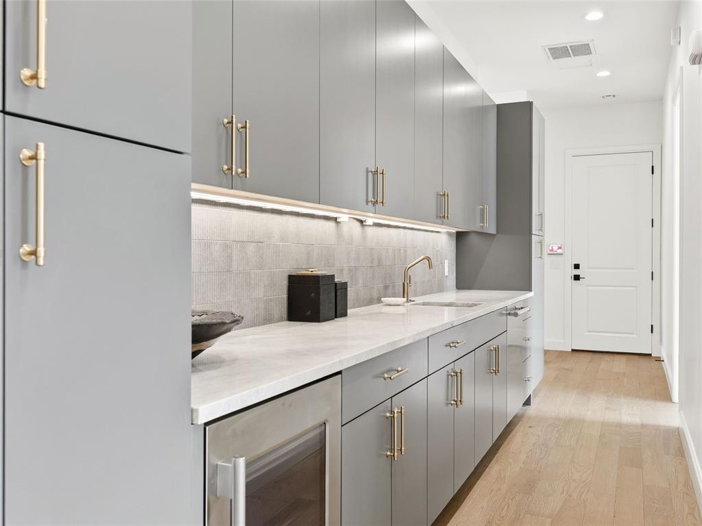 814 NW 72nd Street