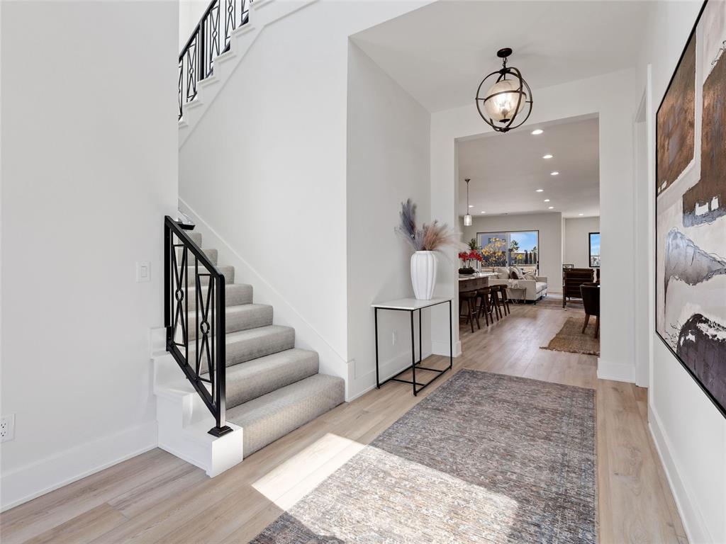 810 NW 72nd Street