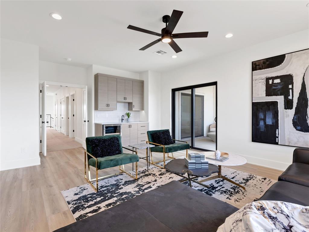 810 NW 72nd Street