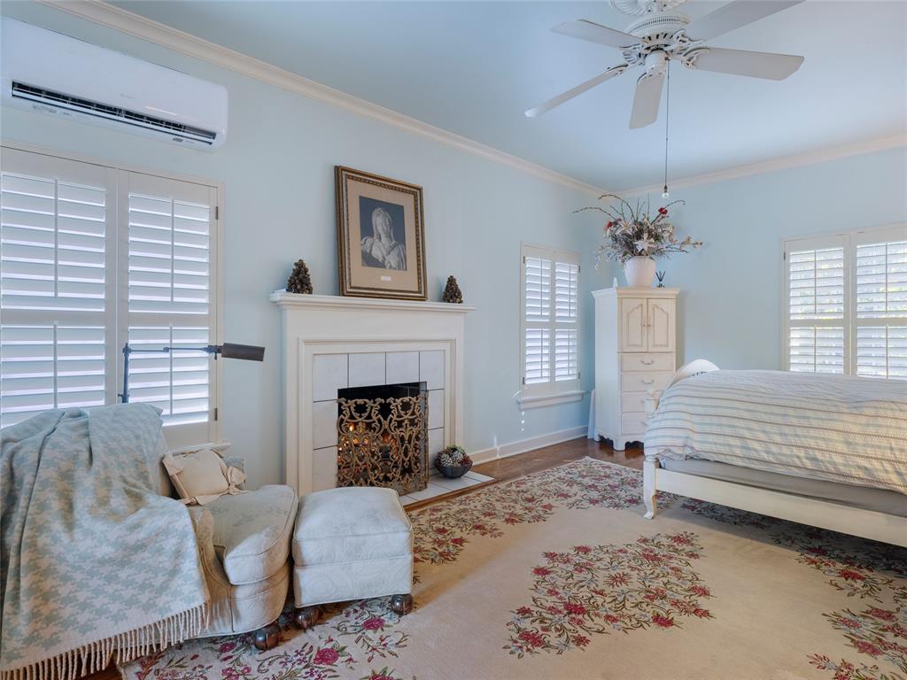 900 NW 14th Street
