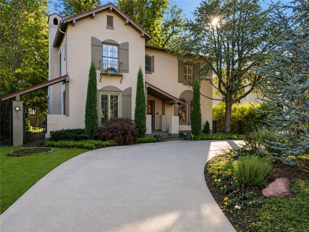 900 NW 14th Street
