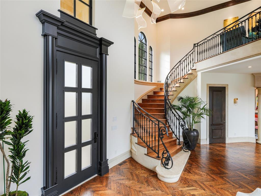 5616 Normandy Terrace