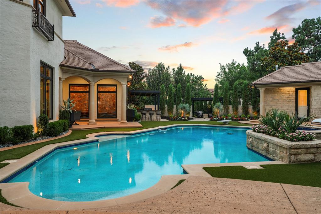 5616 Normandy Terrace
