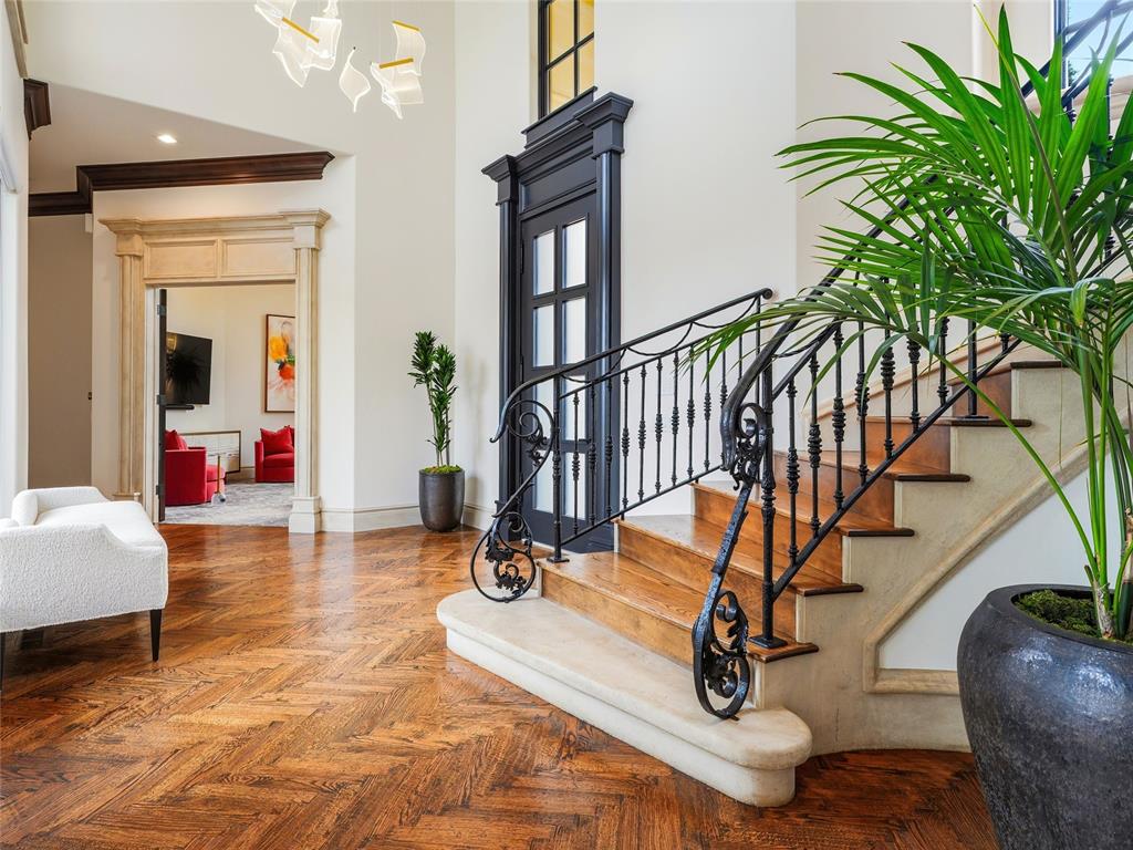 5616 Normandy Terrace