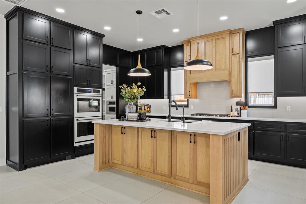 15444 Bonita Lane