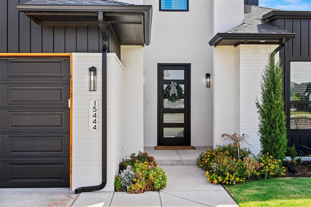 15444 Bonita Lane
