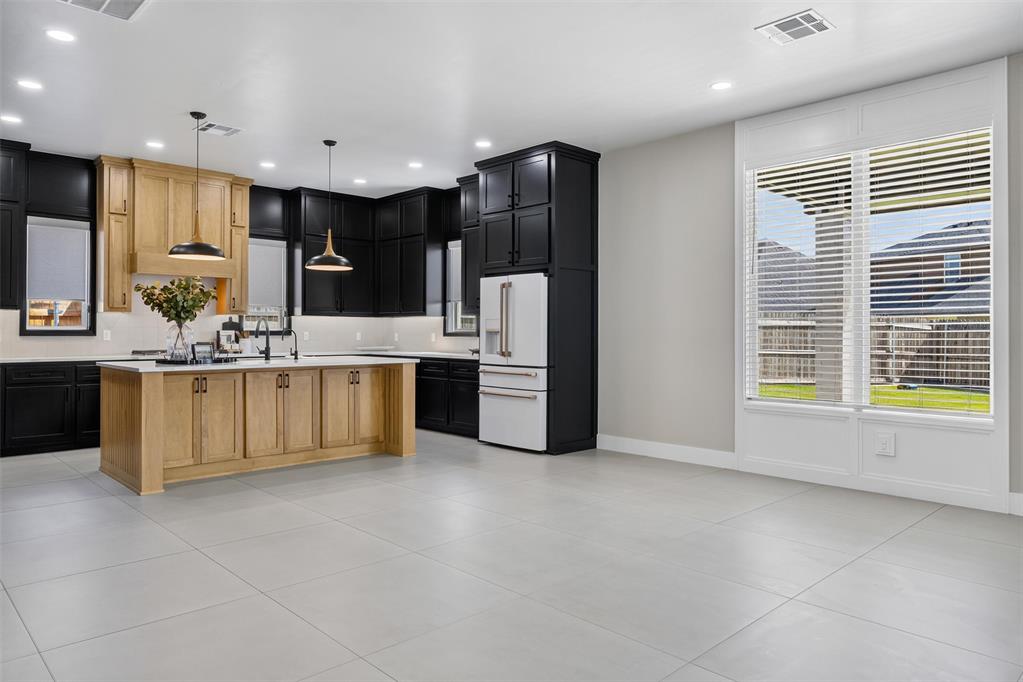 15444 Bonita Lane