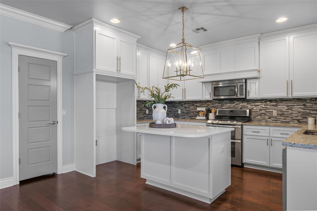 7201 NW 158th Street