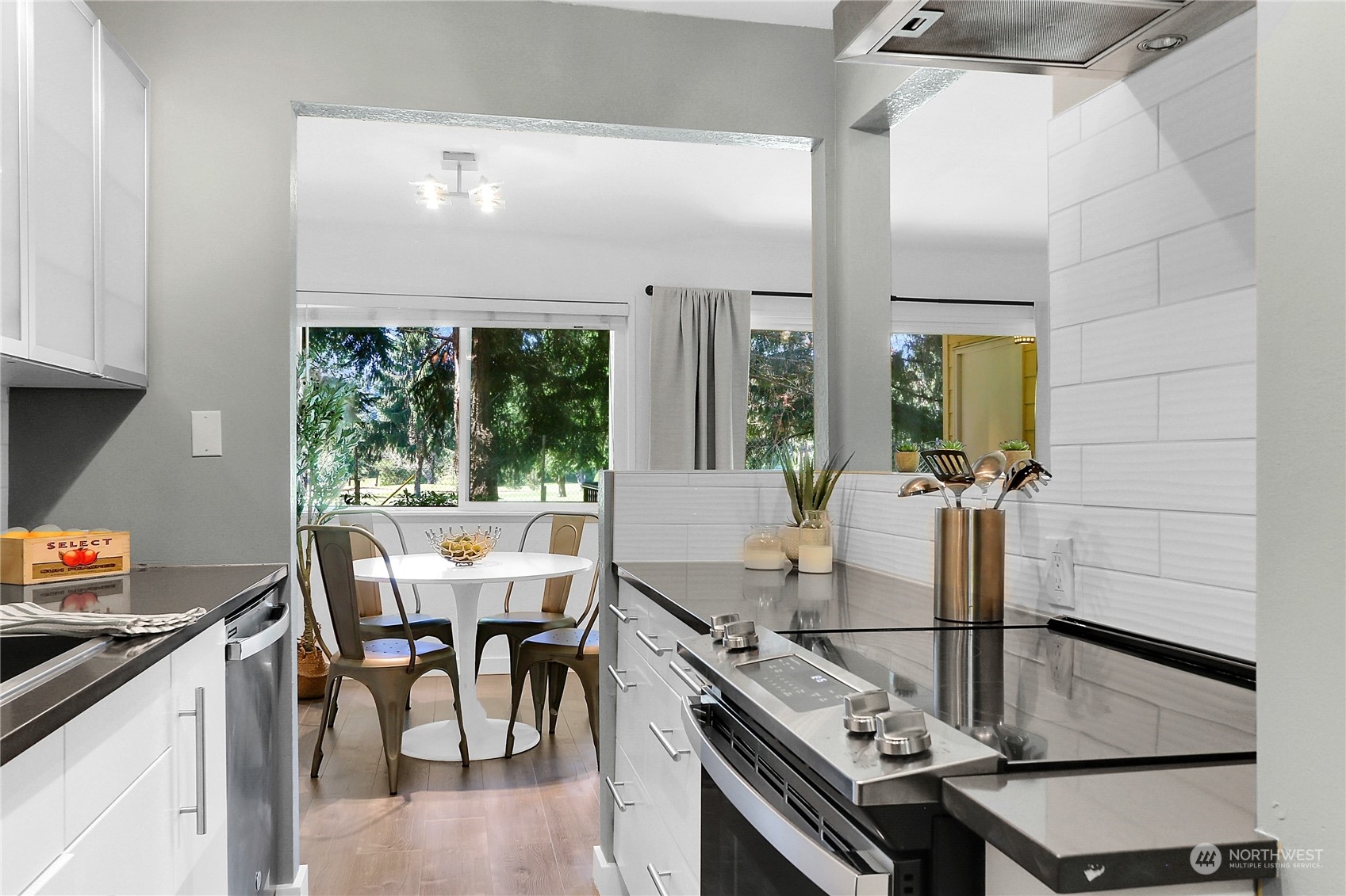 14602 NE 51st Street Unit: D2
