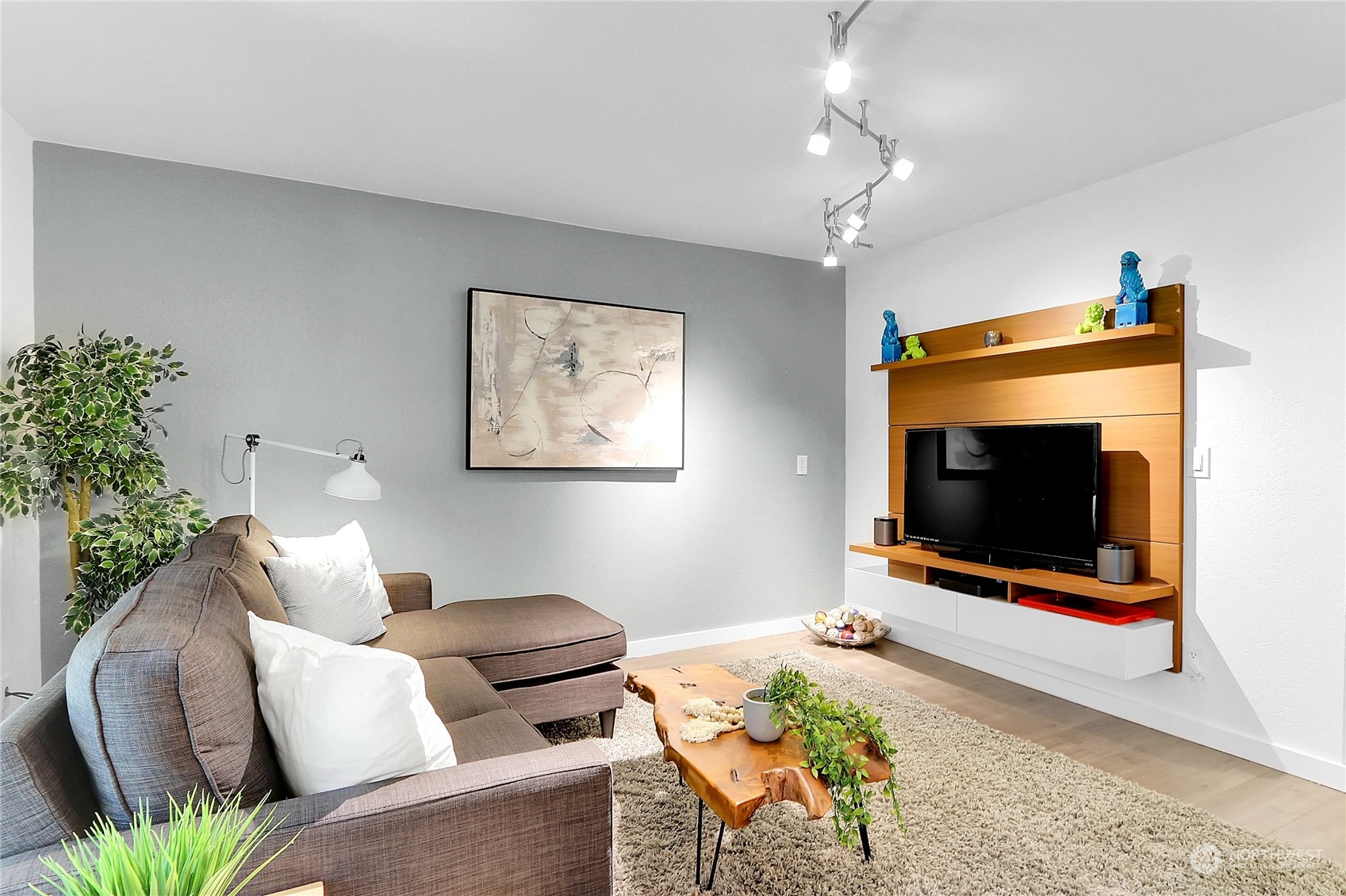 14602 NE 51st Street Unit: D2