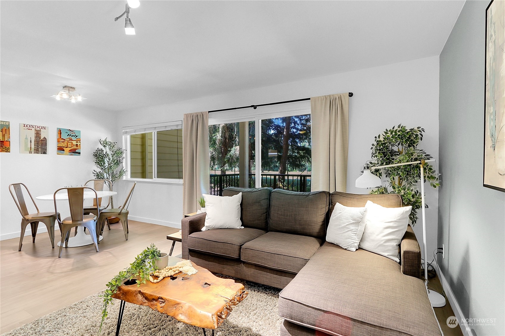 14602 NE 51st Street Unit: D2