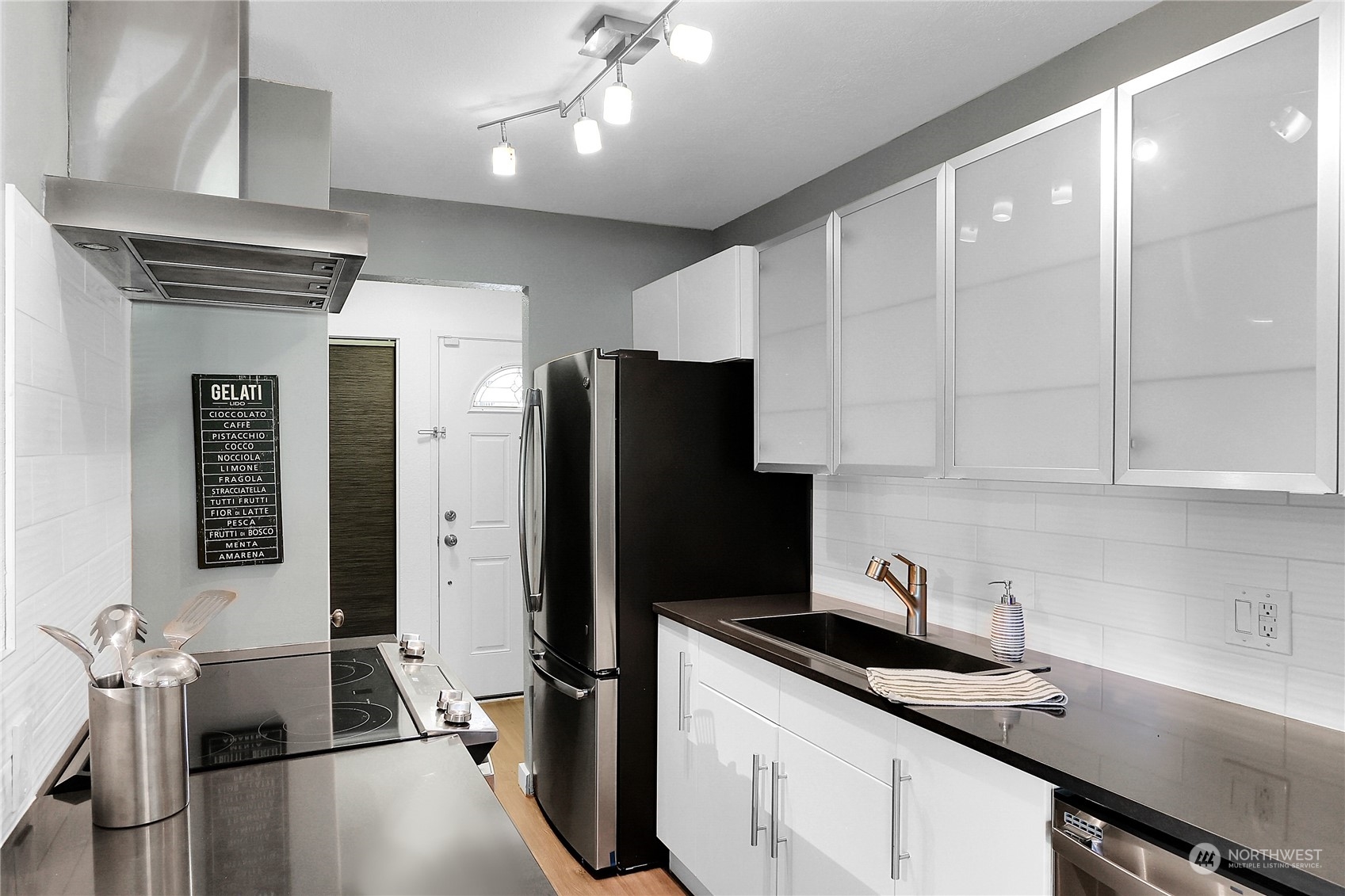 14602 NE 51st Street Unit: D2