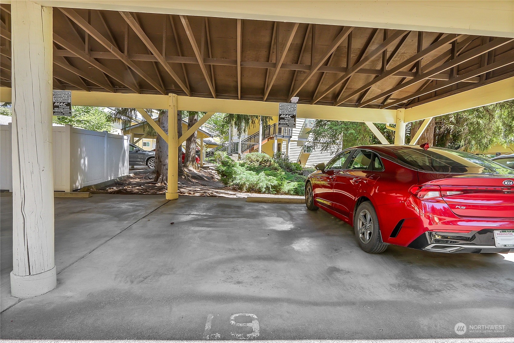 14602 NE 51st Street Unit: D2
