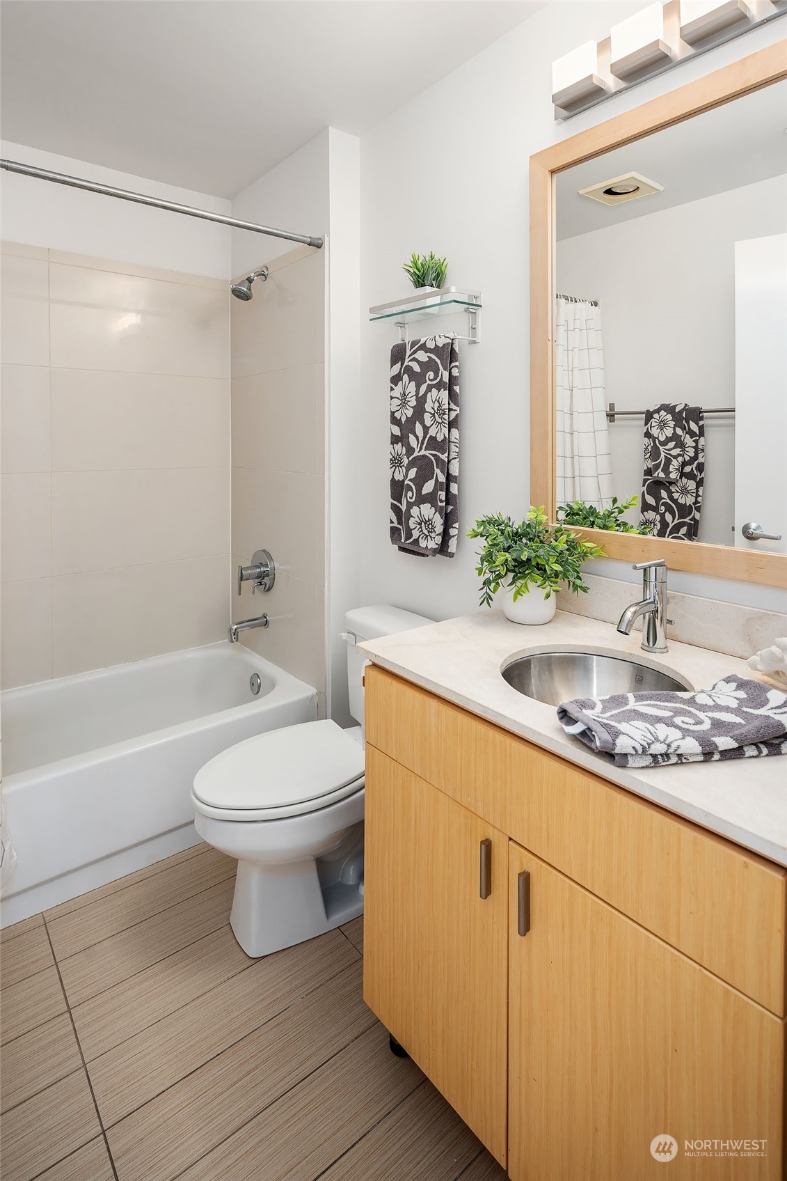 1711 E Olive Way Unit: S419
