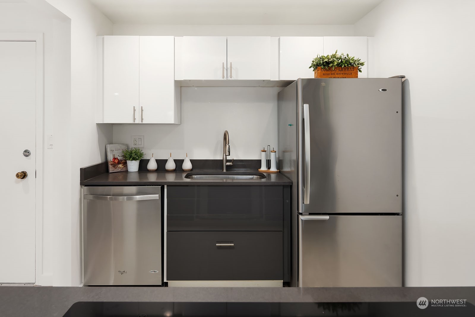 5535 Lake Washington Boulevard NE Unit: 101