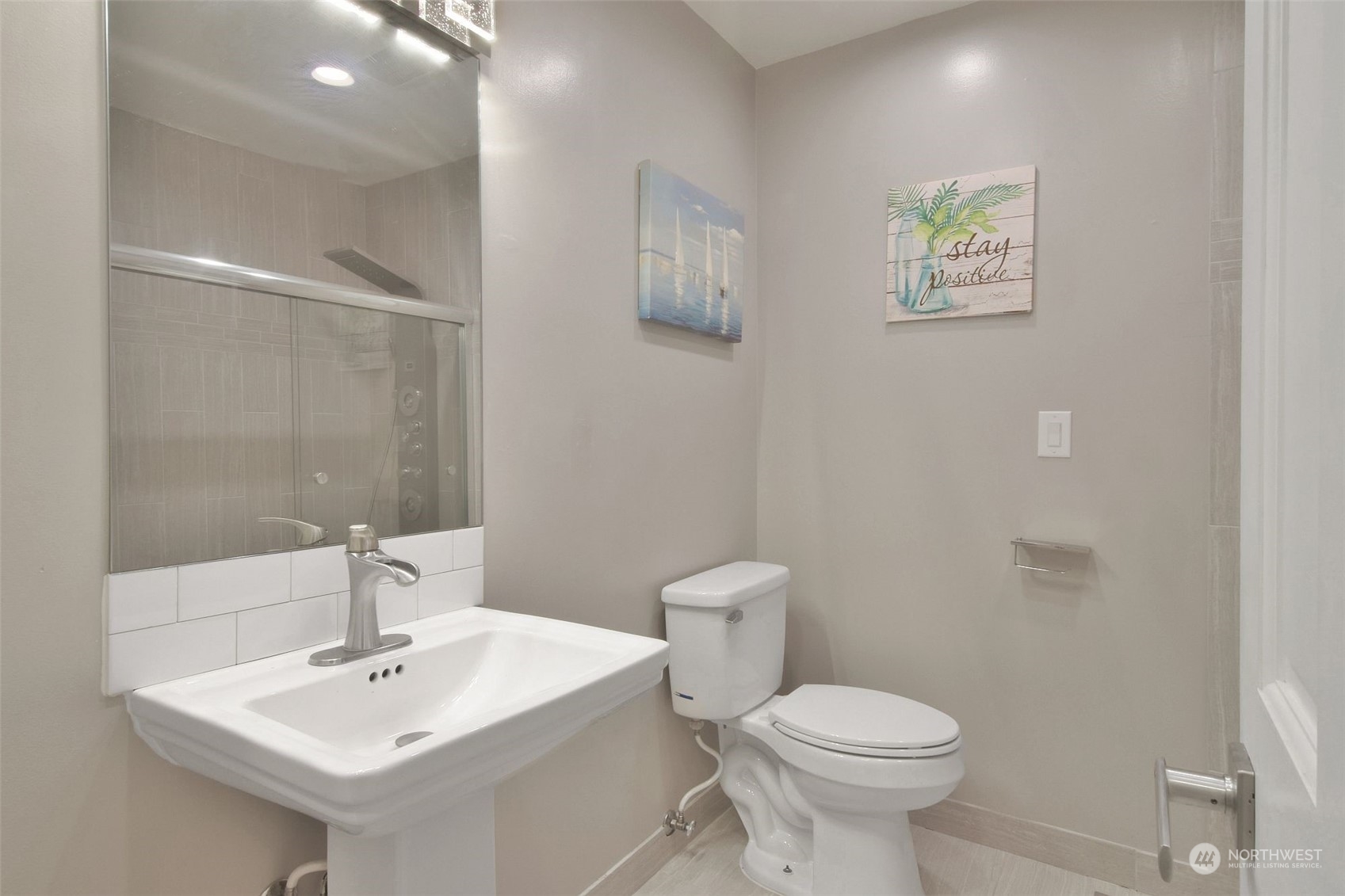 1604 E Horizon Drive