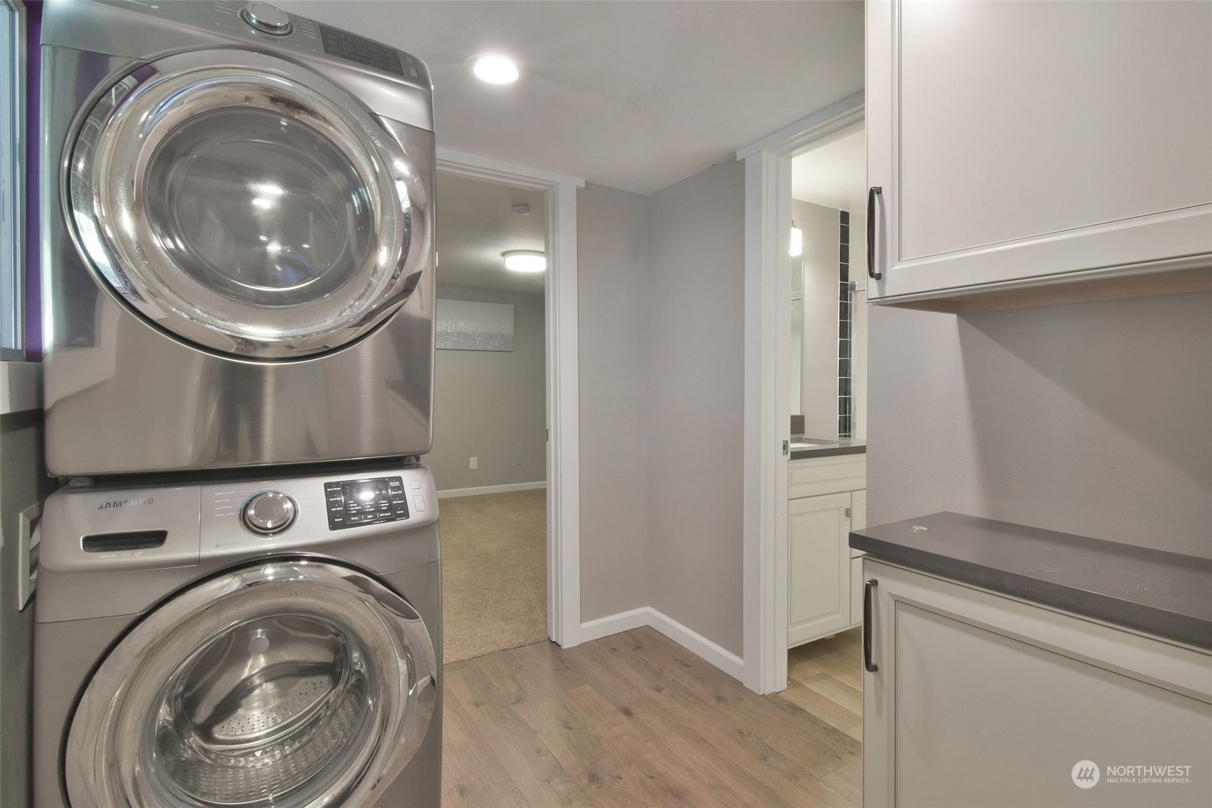 1604 E Horizon Drive